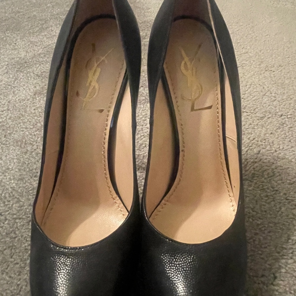 YSL Trib Too 105 Pump